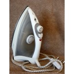AIM Steam Iron